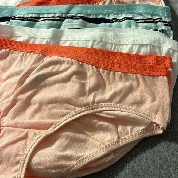 Fruit of the Loom Girls Underwear hipsters size 14 multi color 20 pairs NWOT - Picture 4 of 9